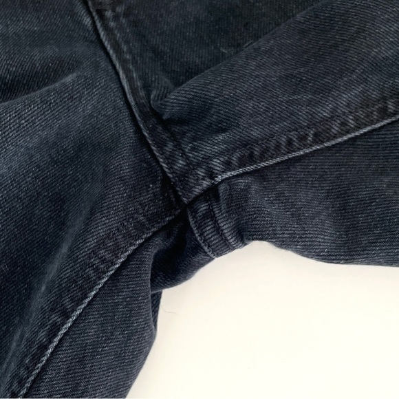 Agolde 90's Denim Shorts in Nix Black - Picture 6 of 9